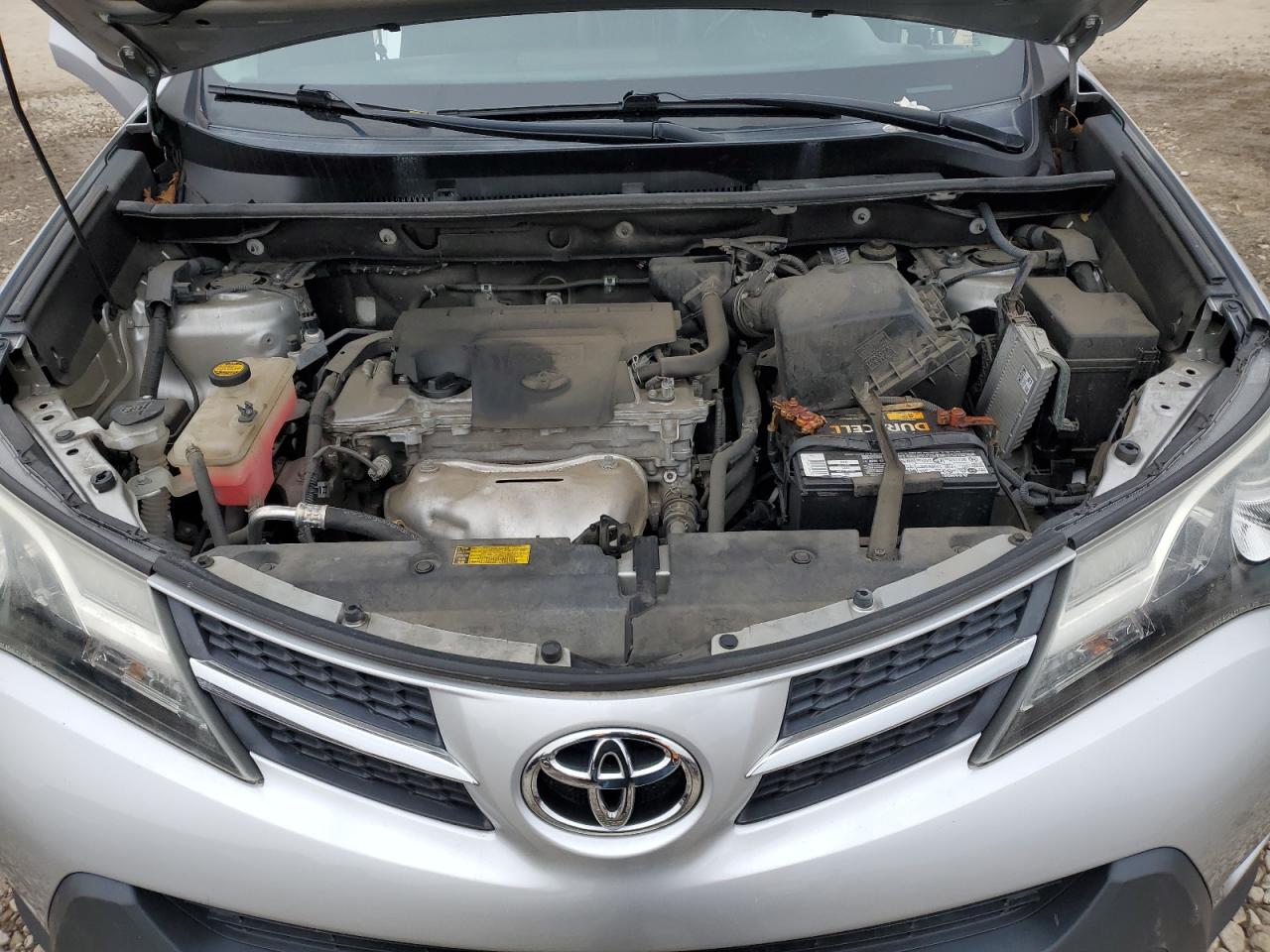 2015 Toyota RAV 4 - Image 12