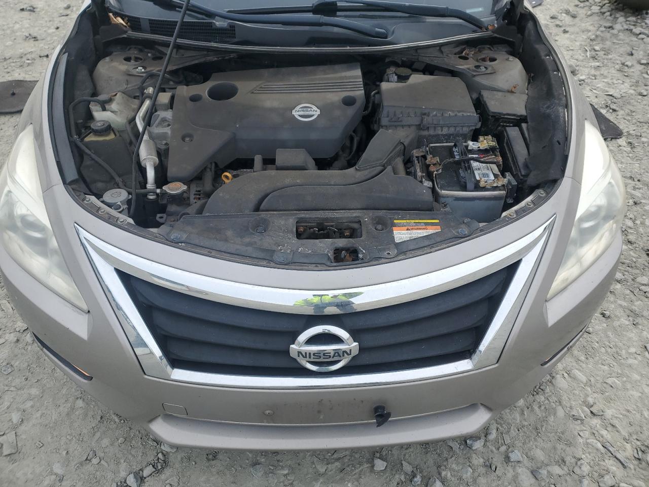 2014 Nissan Altima - Image 13