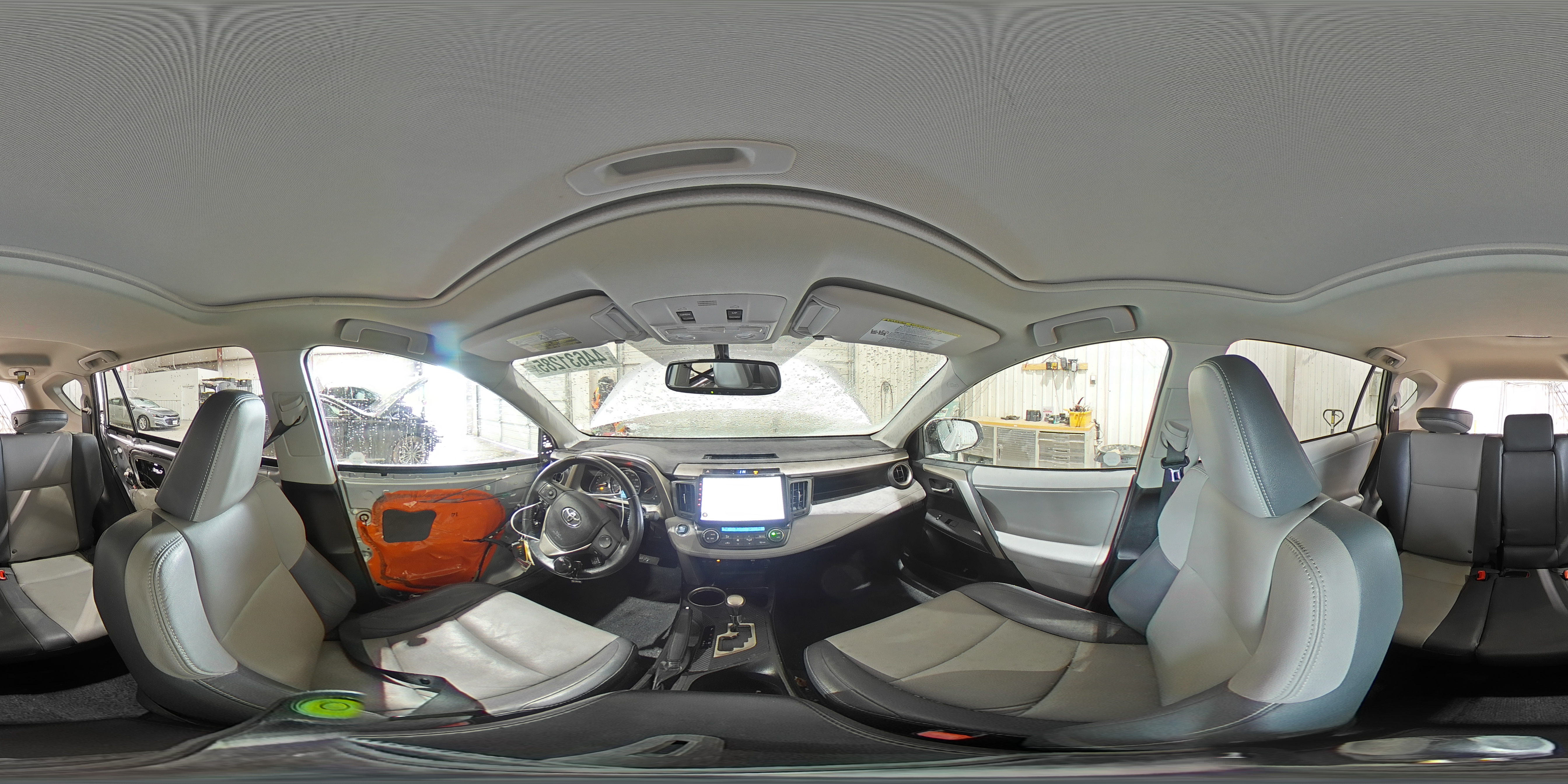 2013 Toyota RAV 4 - Image 13