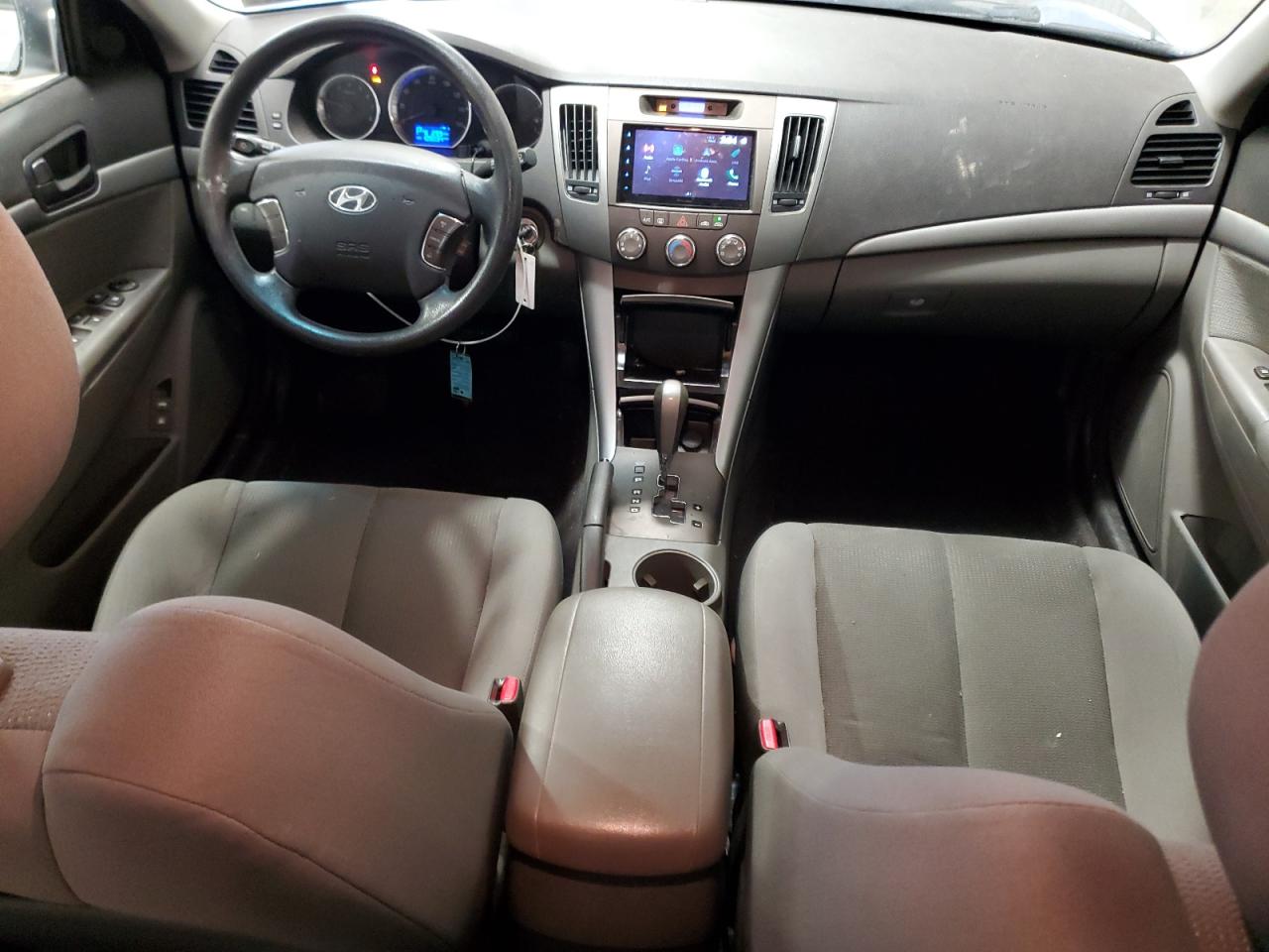 2009 Hyundai Sonata - Image 8