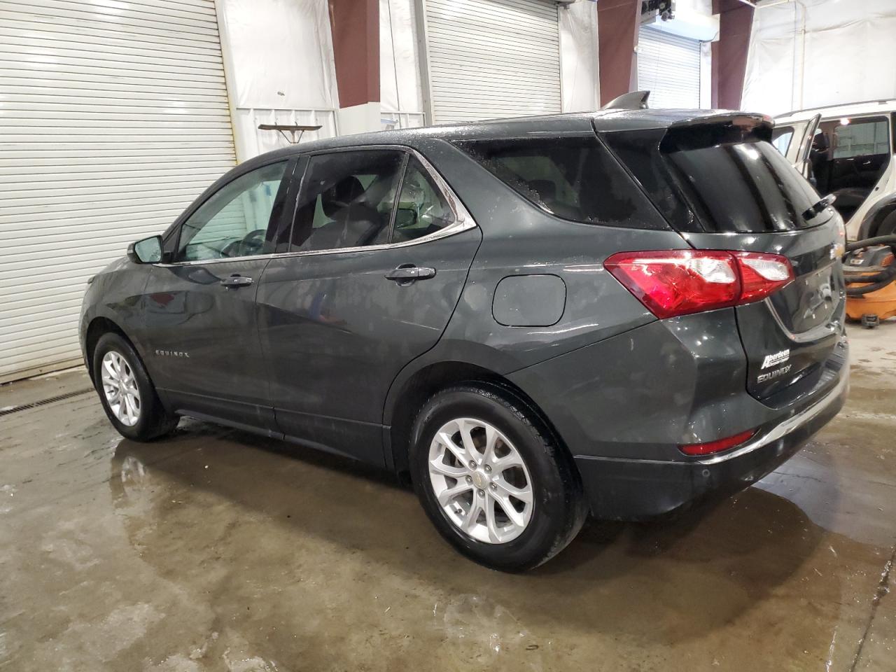 2018 Chevrolet Equinox - Image 2
