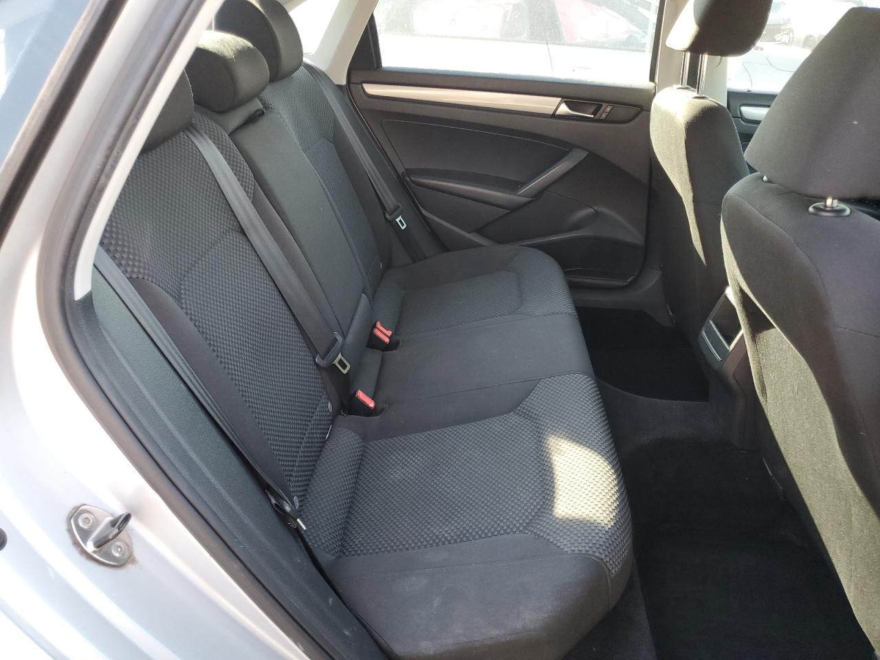 2014 Volkswagen Passat - Image 10