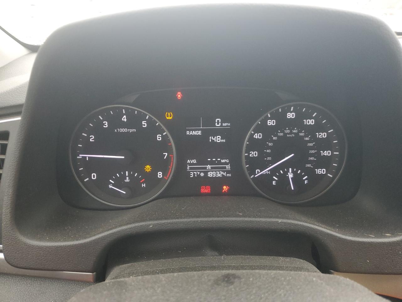 2018 Hyundai Elantra - Image 9