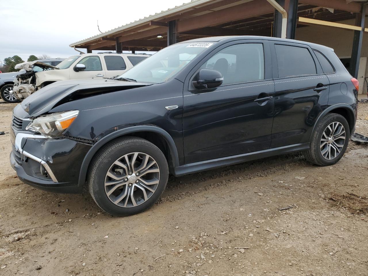 2017 Mitsubishi Outlander - Image 1
