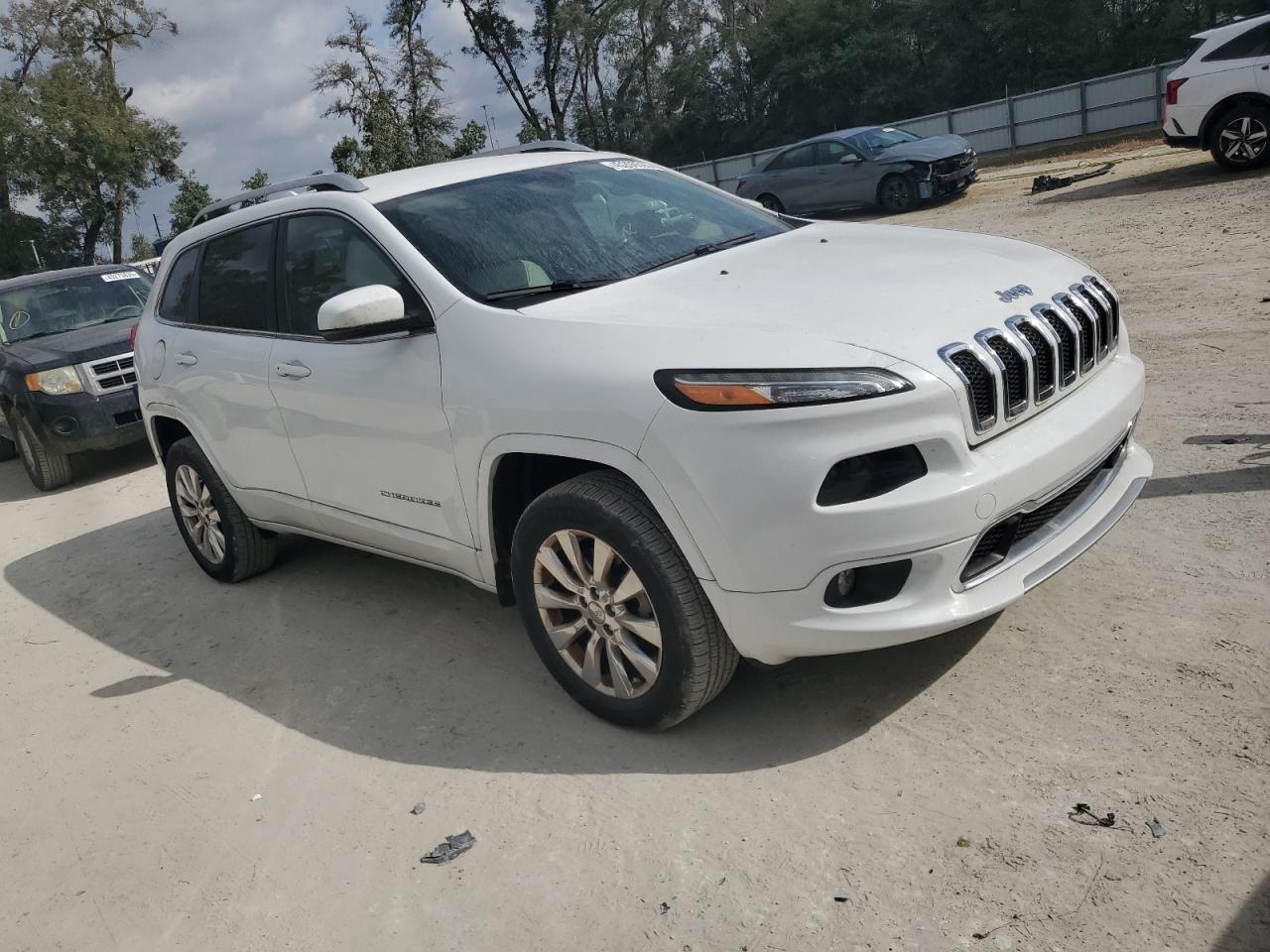 2016 Jeep Cherokee - Image 4