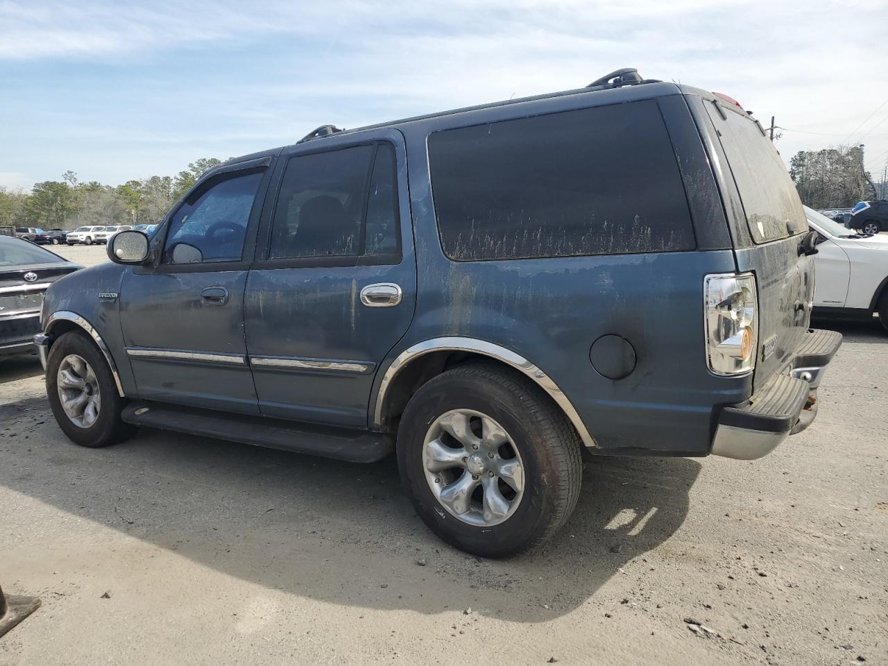 1998 Ford Expedition - Image 2