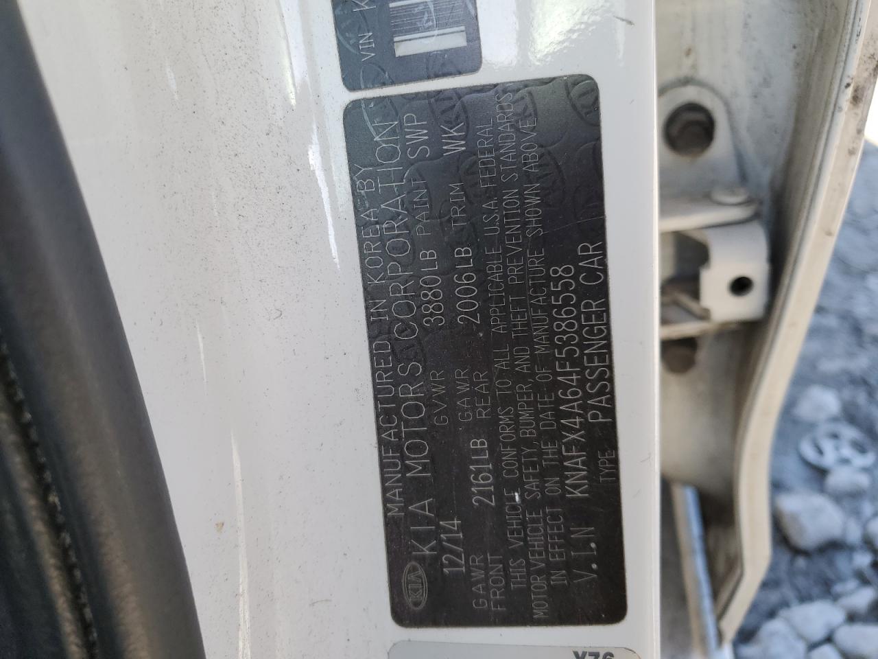 2015 Kia Forte - Image 12