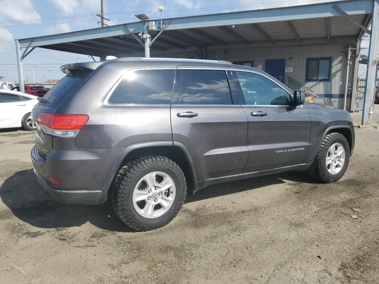 2015 Jeep Grand Cherokee - Image 3