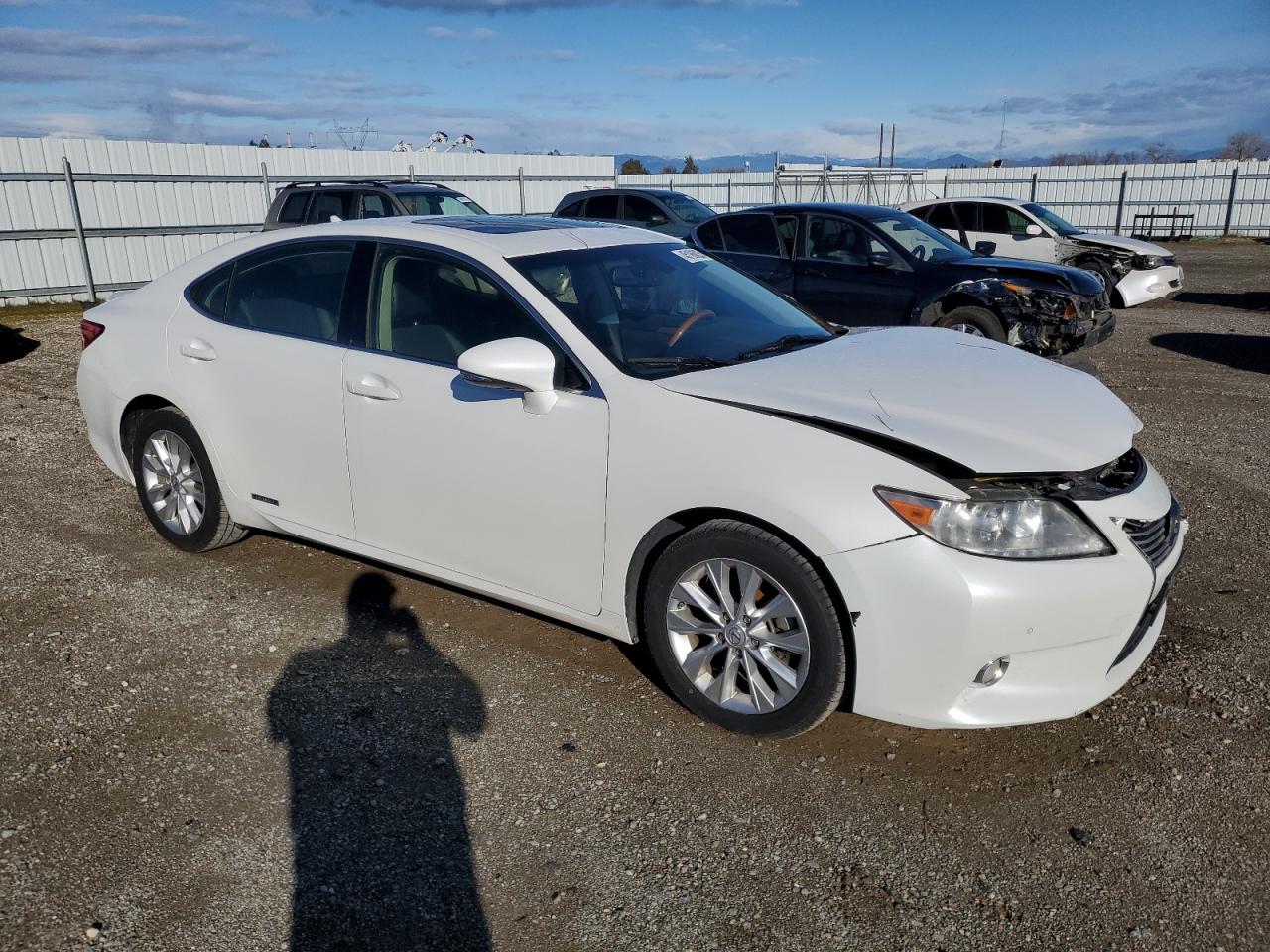 2013 Lexus ES - Image 4