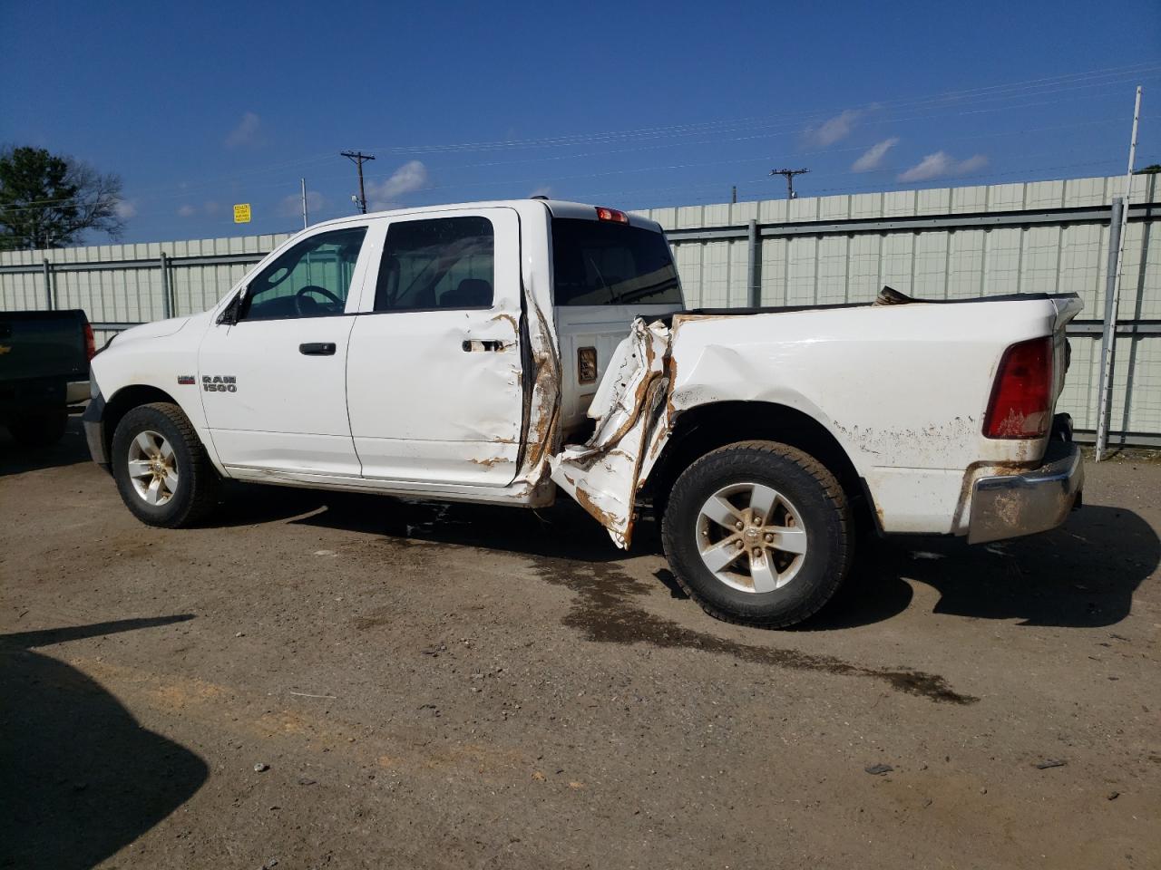 2018 RAM 1500 - Image 2