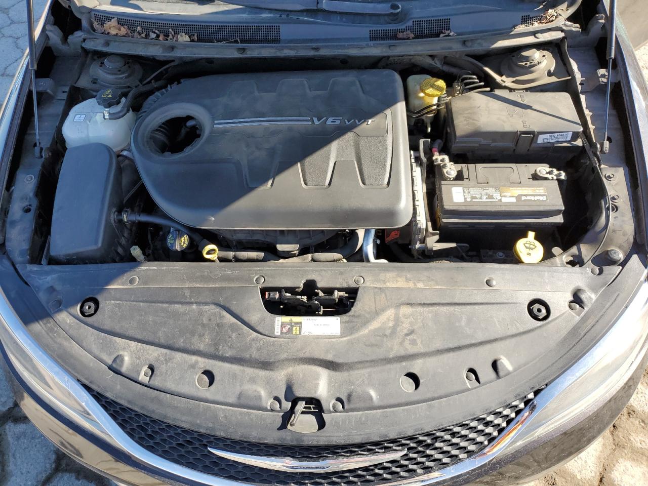 2015 Chrysler 200 - Image 11