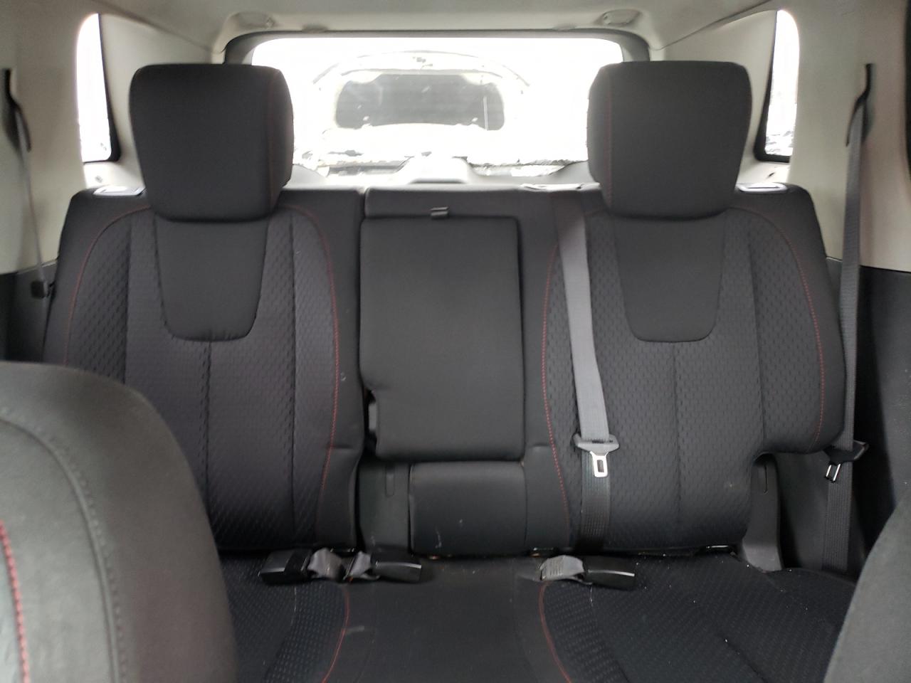 2011 GMC Terrain - Image 10