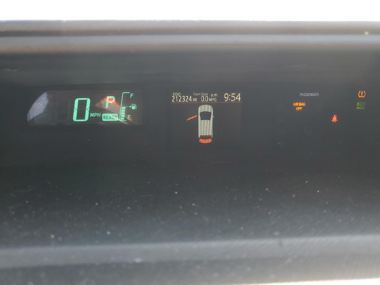 2013 Toyota Prius - Image 9
