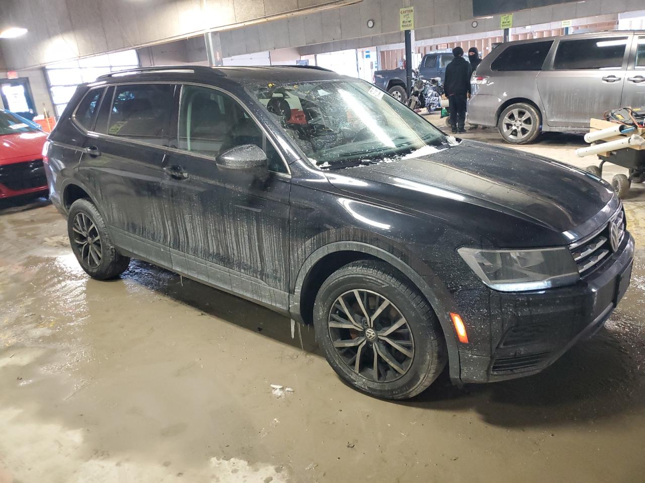 2019 Volkswagen Tiguan - Image 4