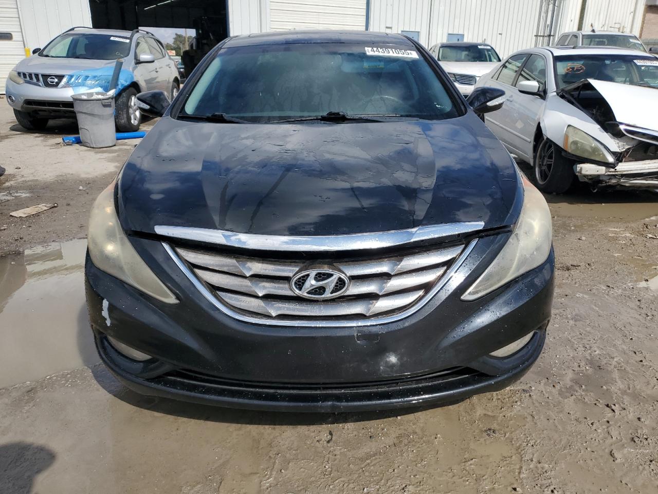 2011 Hyundai Sonata - Image 5