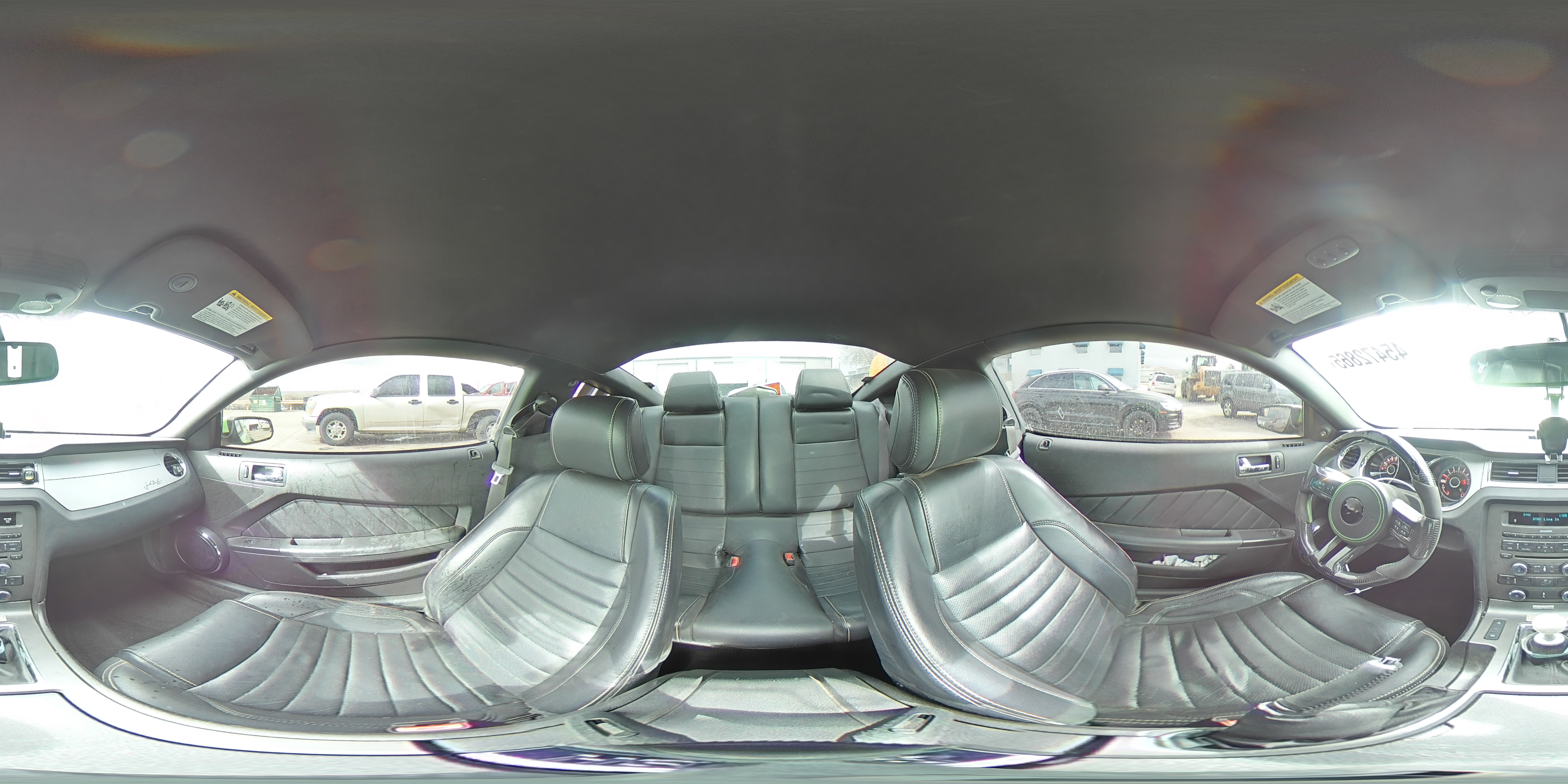 2013 Ford Mustang - Image 12