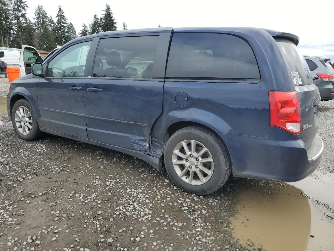 2012 Dodge Caravan - Image 2