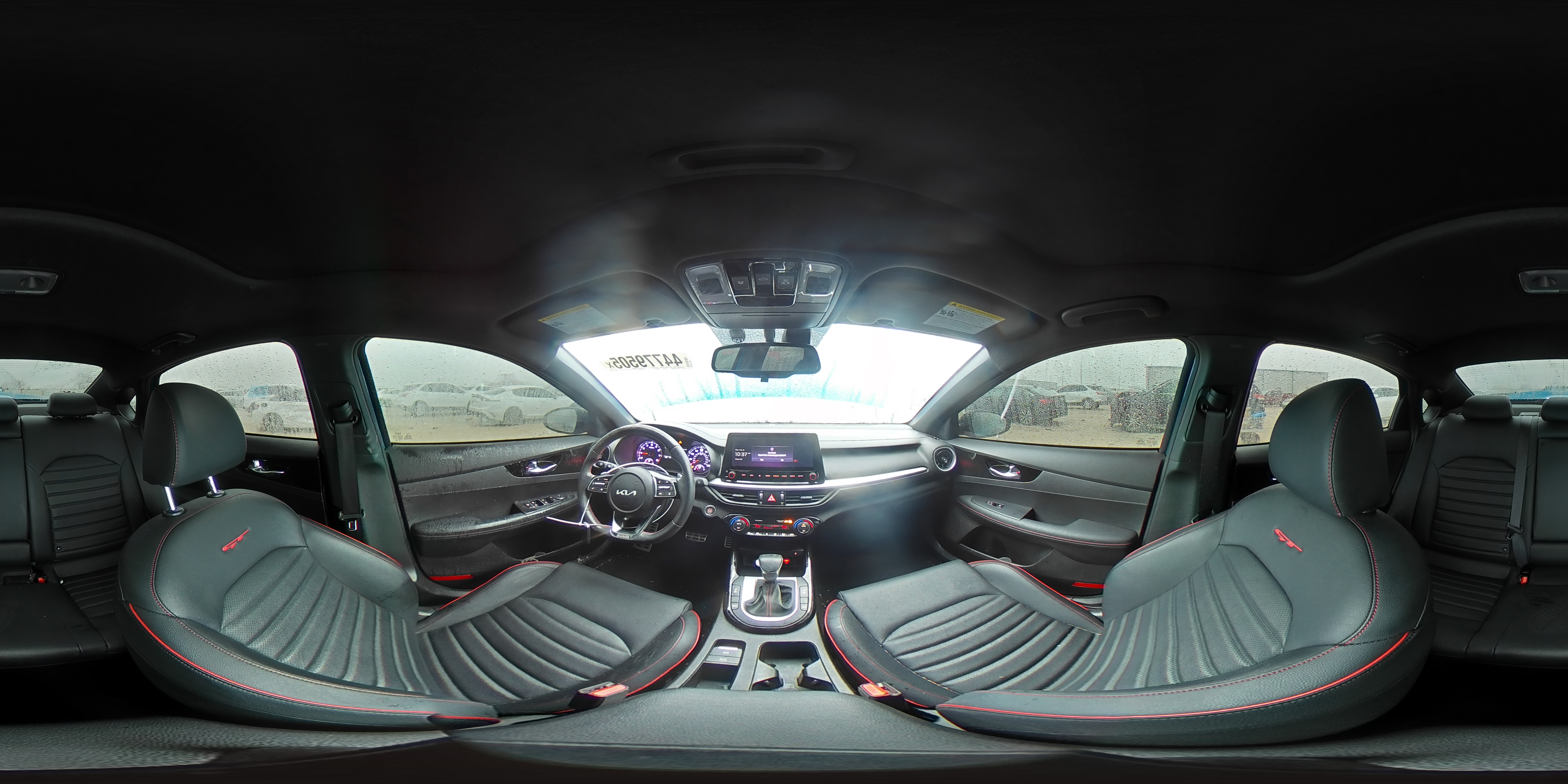 2023 Kia Forte - Image 13