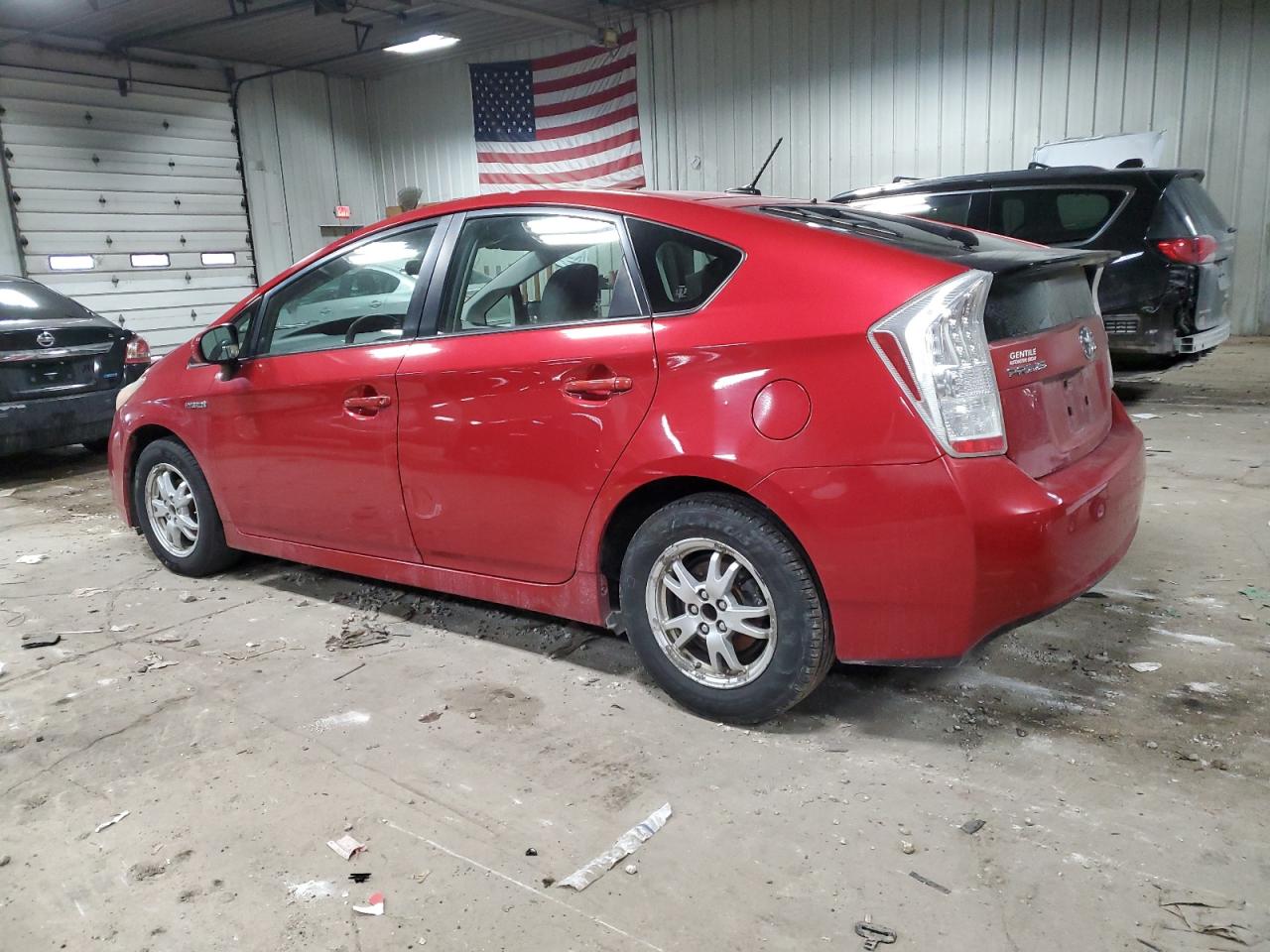 2010 Toyota Prius - Image 2