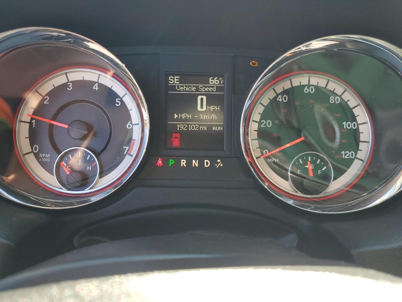 2018 Dodge Caravan - Image 9