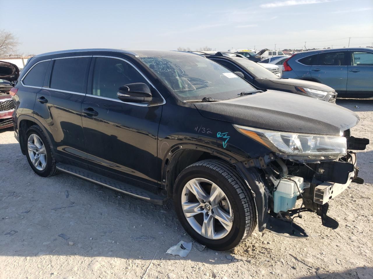 2017 Toyota Highlander - Image 4