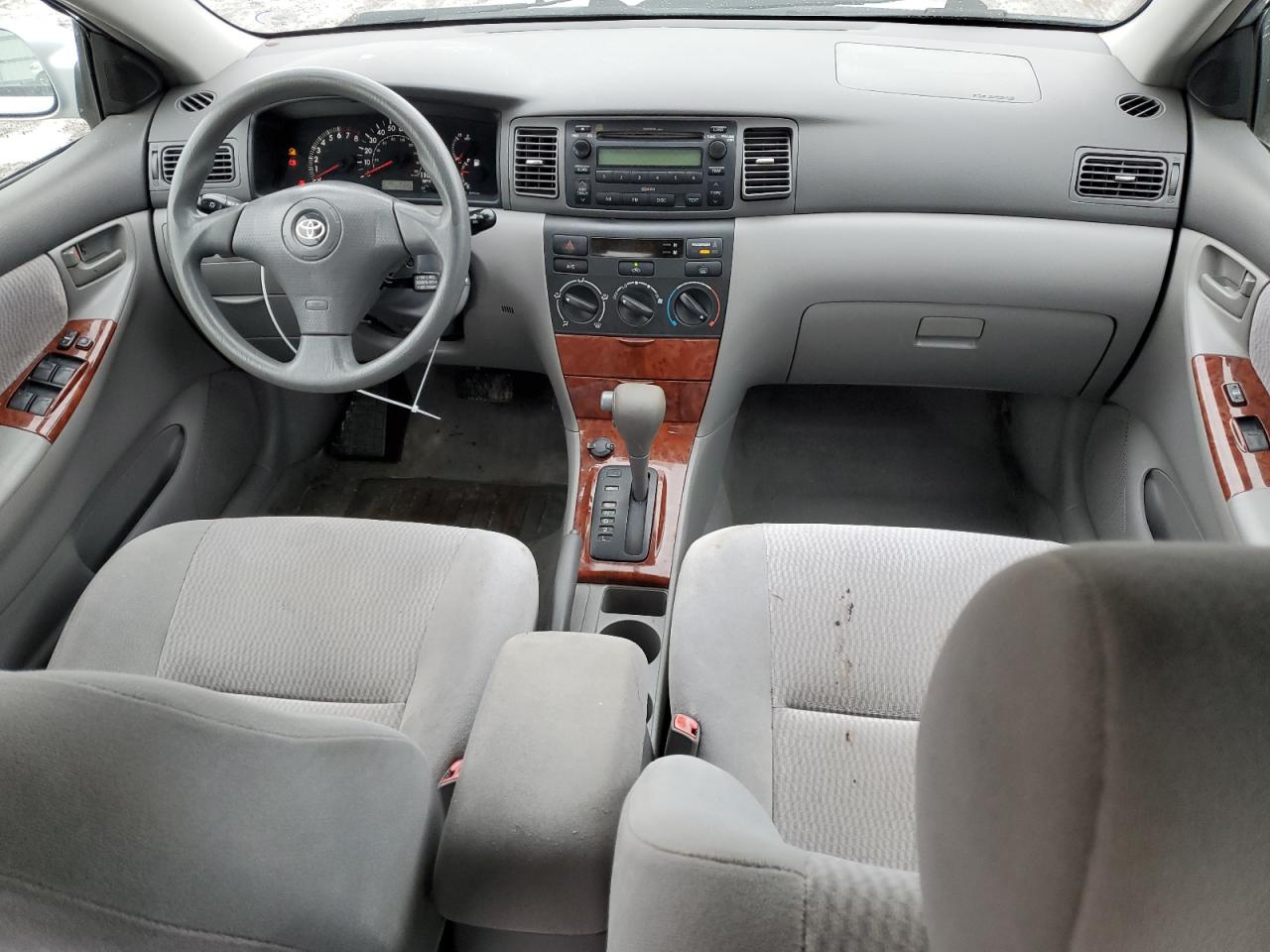 2005 Toyota Corolla - Image 8