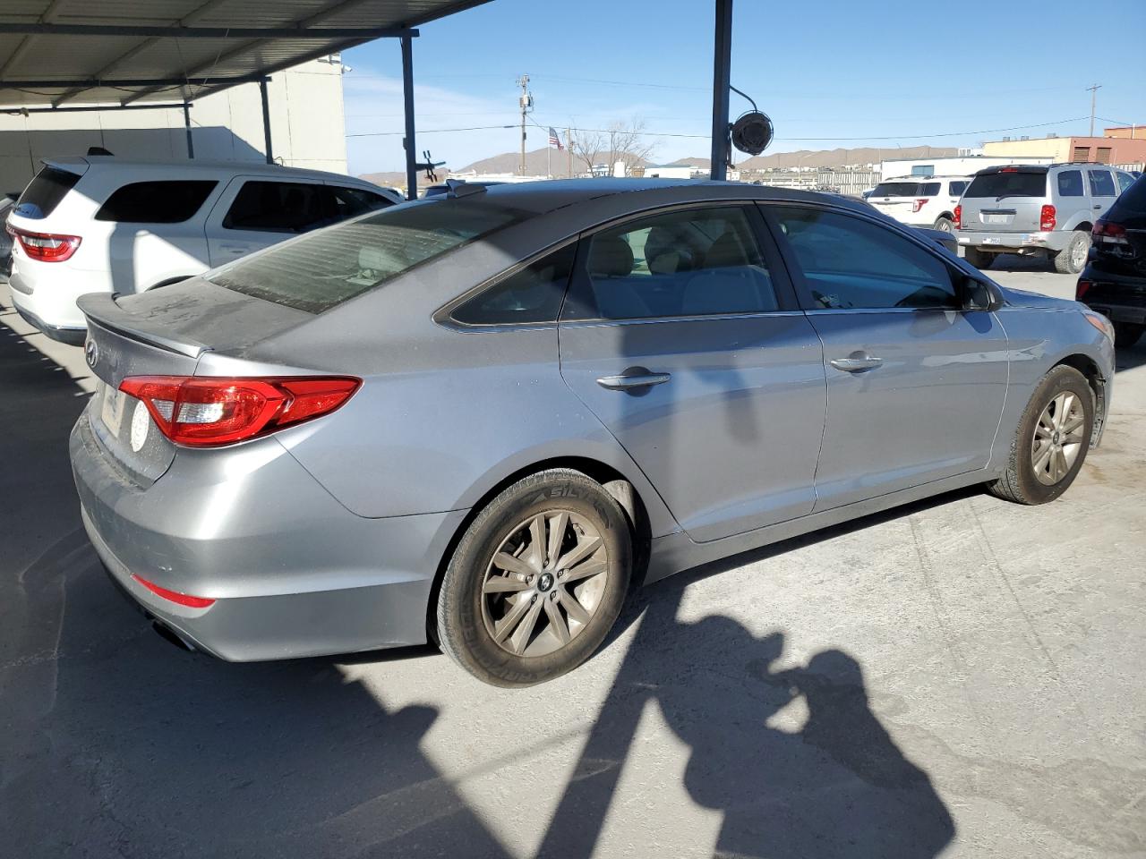 2015 Hyundai Sonata - Image 3