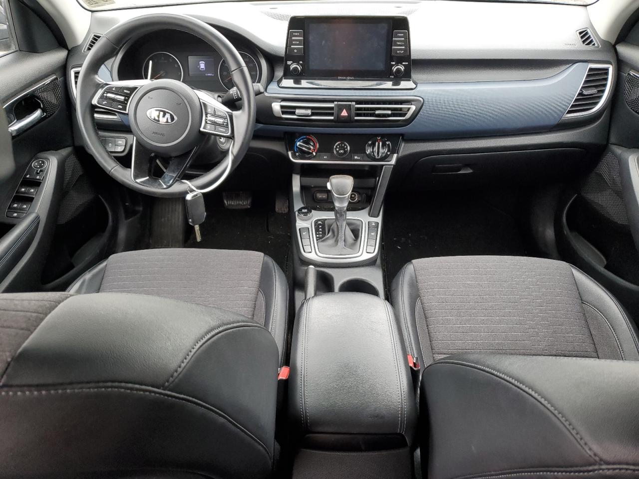 2021 Kia Seltos - Image 8