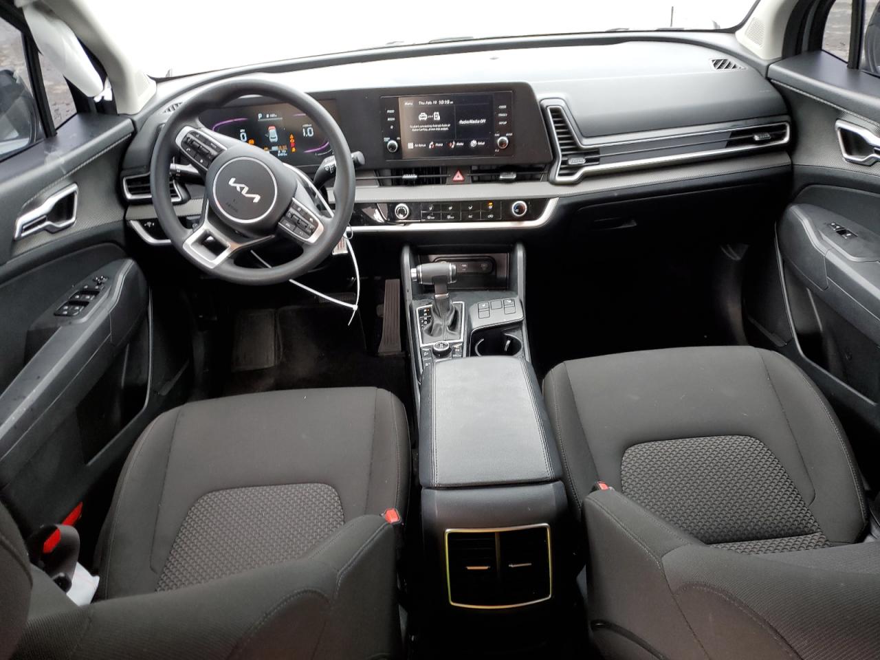 2024 Kia Sportage - Image 8