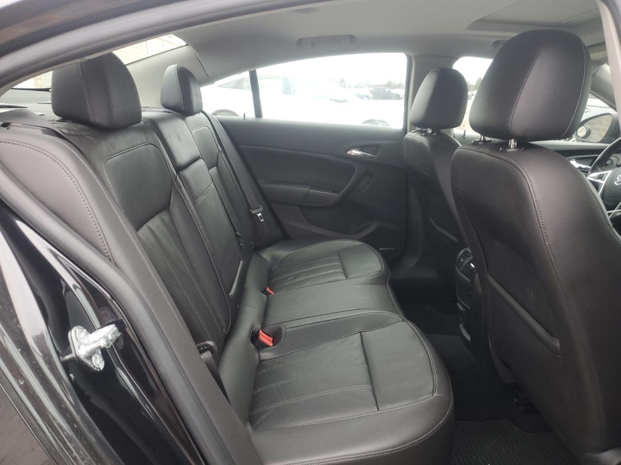 2011 Buick Regal - Image 10