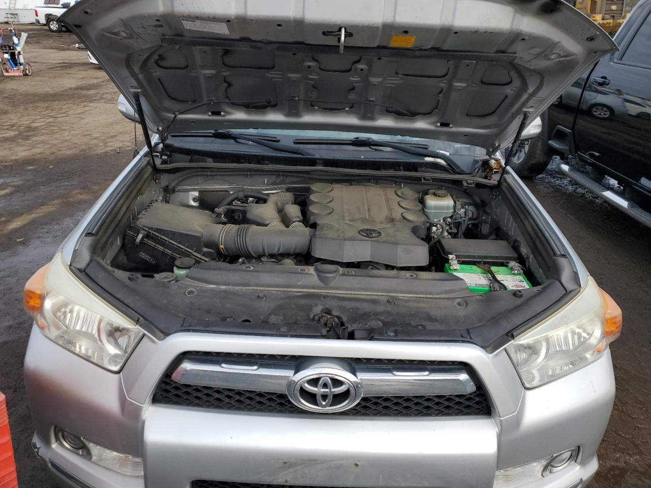 2010 Toyota 4Runner - Image 12