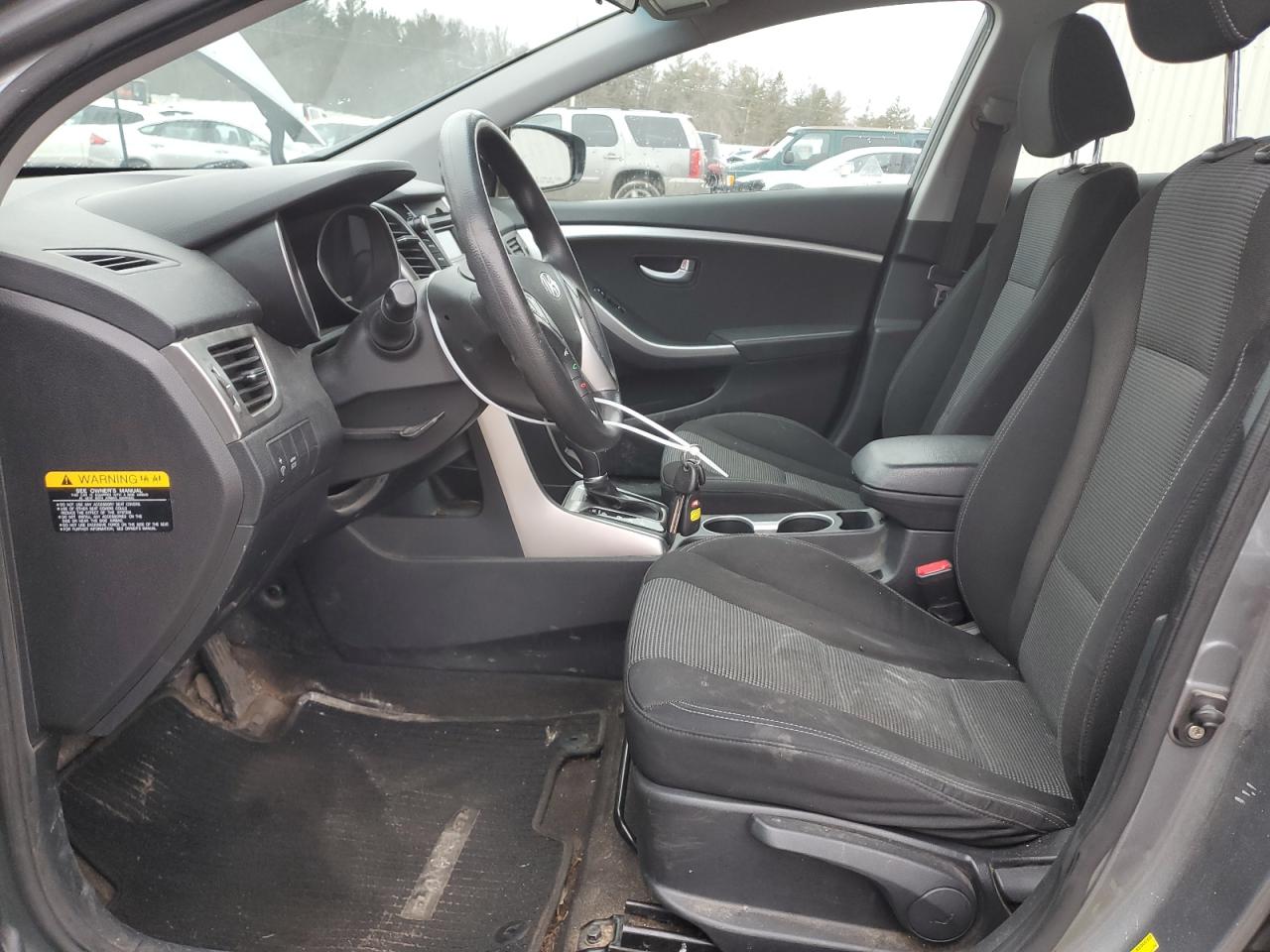 2016 Hyundai Elantra - Image 7