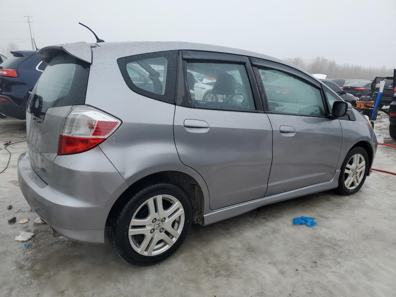 2009 Honda Fit - Image 3