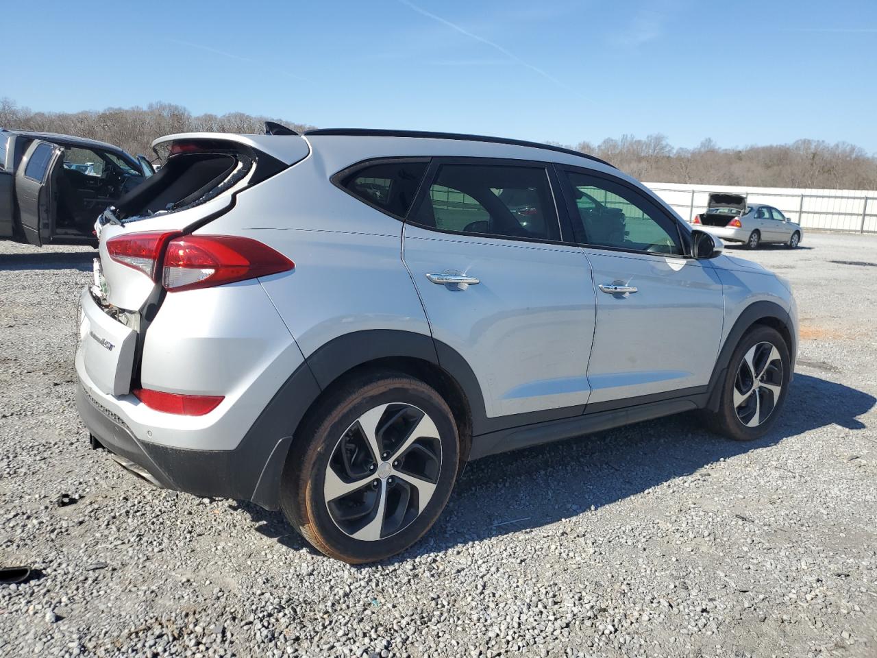 2016 Hyundai Tucson - Image 3