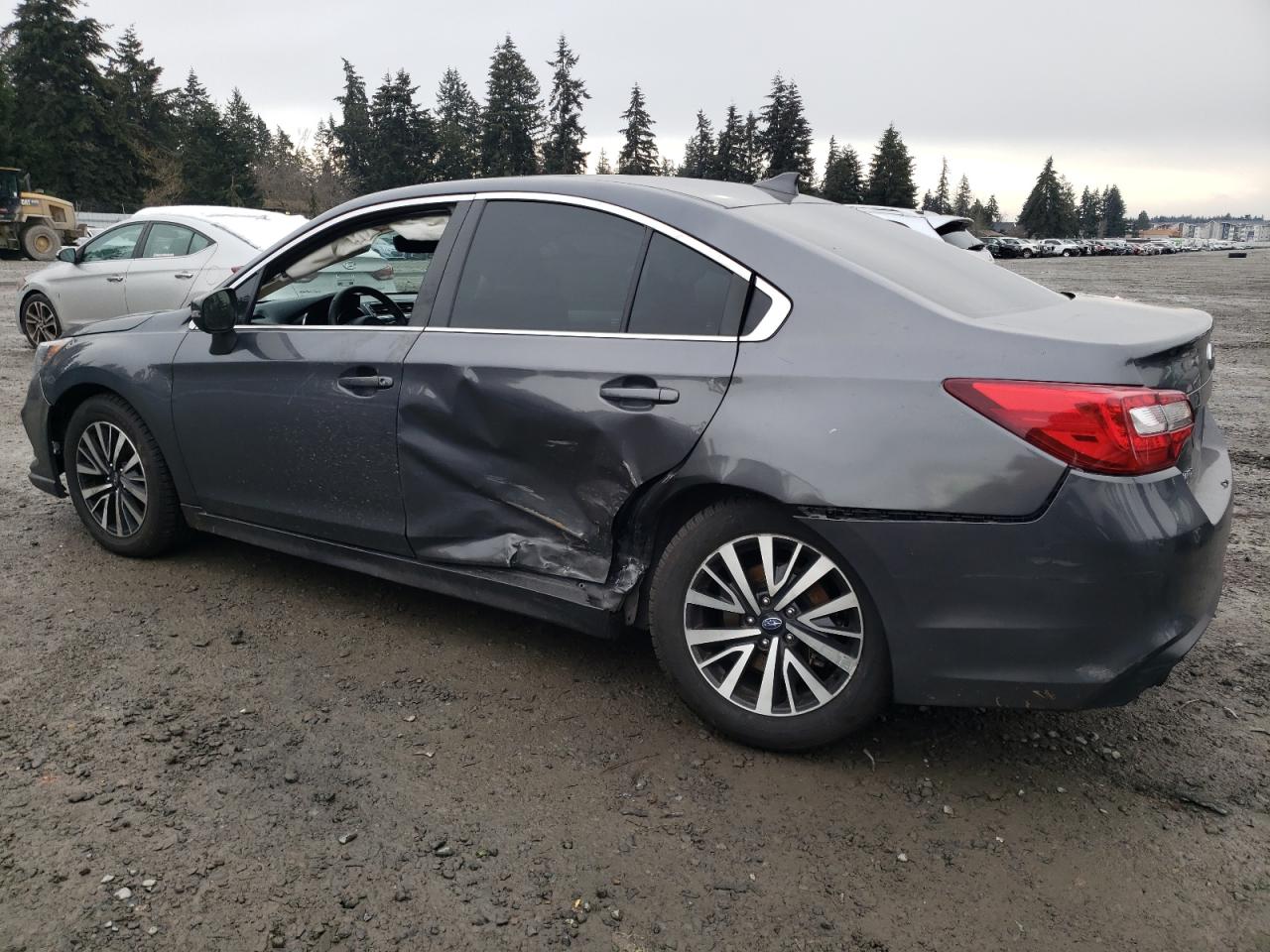 2018 Subaru Legacy - Image 2