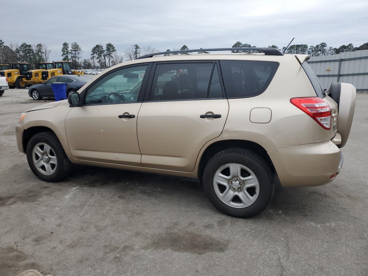 2012 Toyota RAV 4 - Image 2