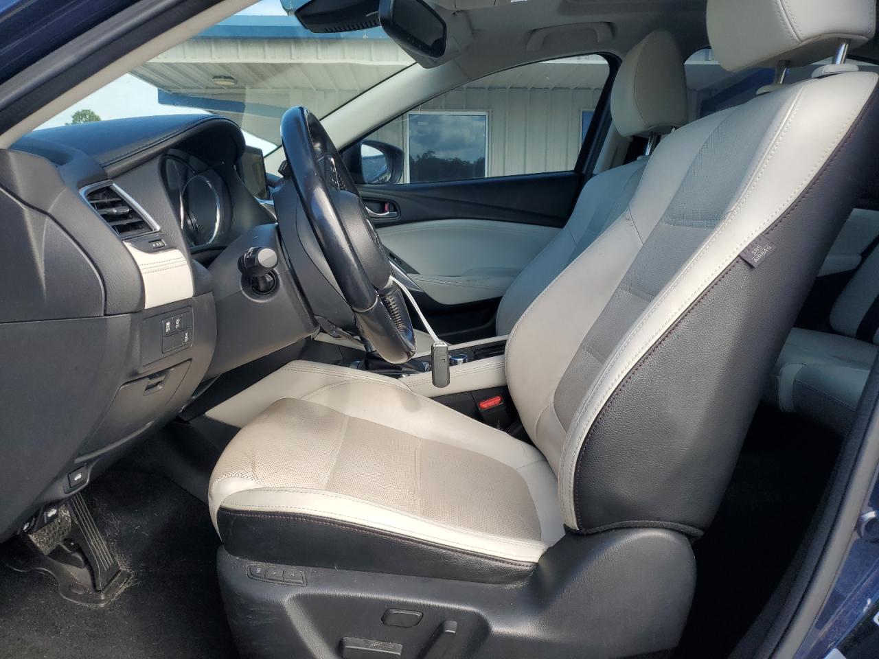 2017 Mazda 6 - Image 7