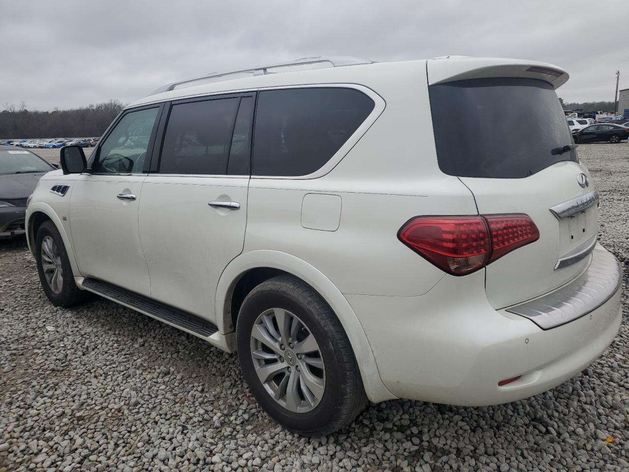 2017 Infiniti QX80 - Image 2
