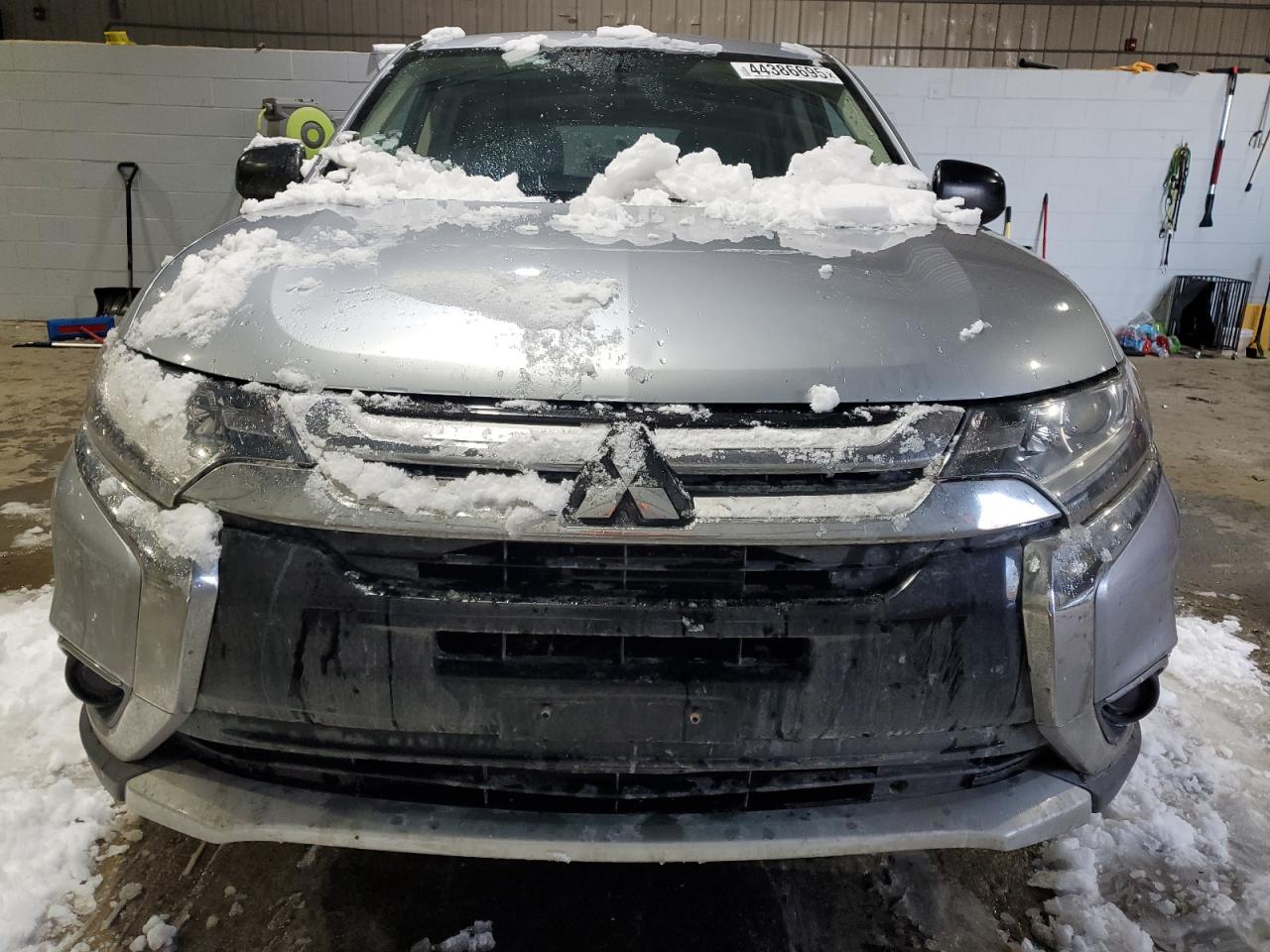 2016 Mitsubishi Outlander - Image 5