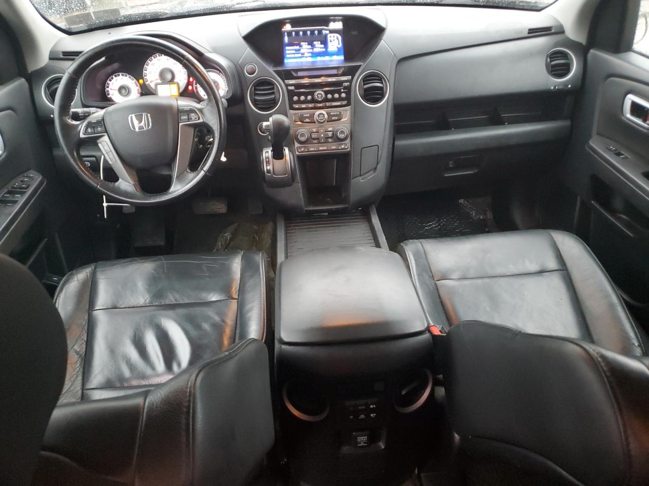 2015 Honda Pilot - Image 8