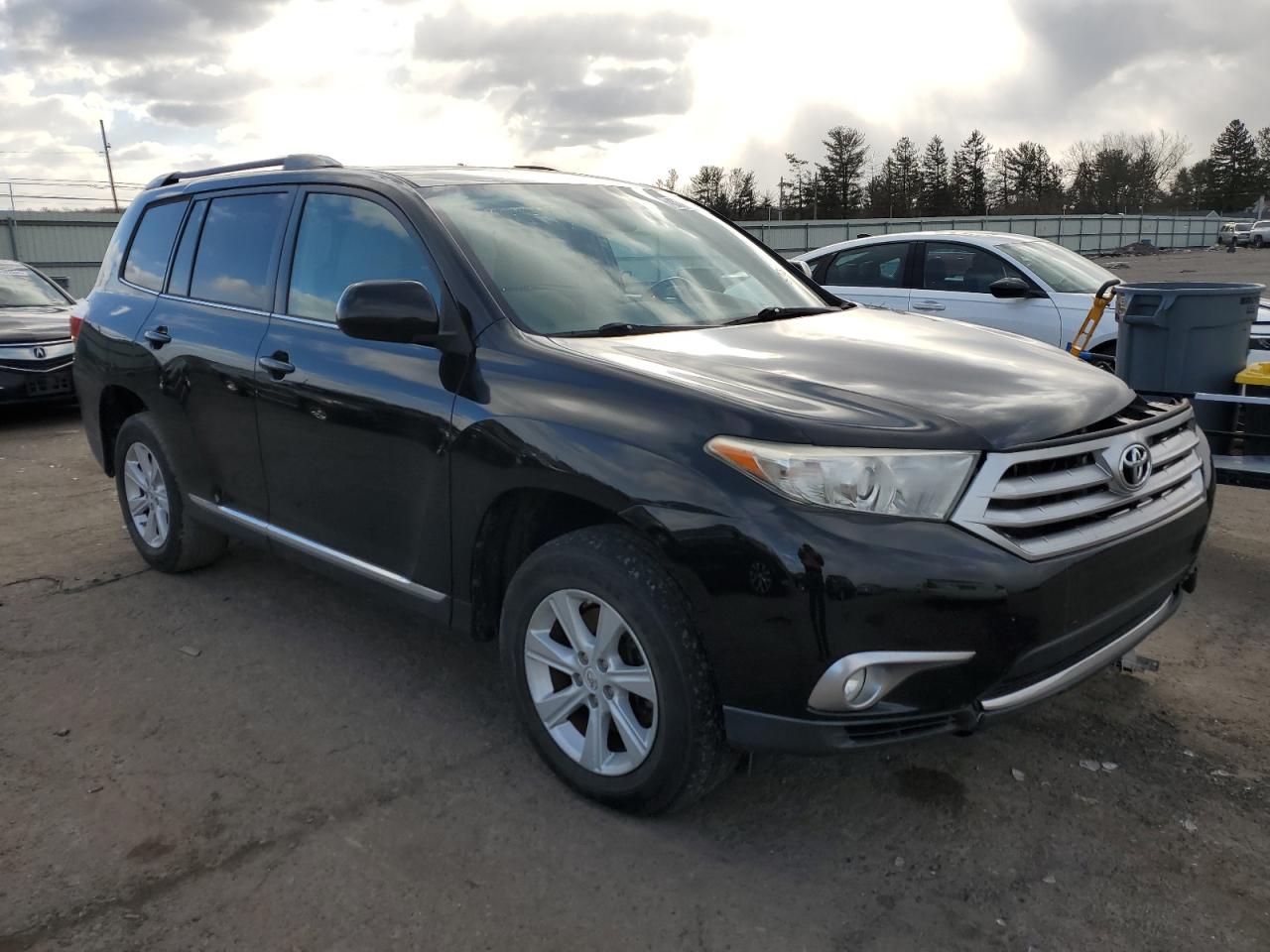 2011 Toyota Highlander - Image 4