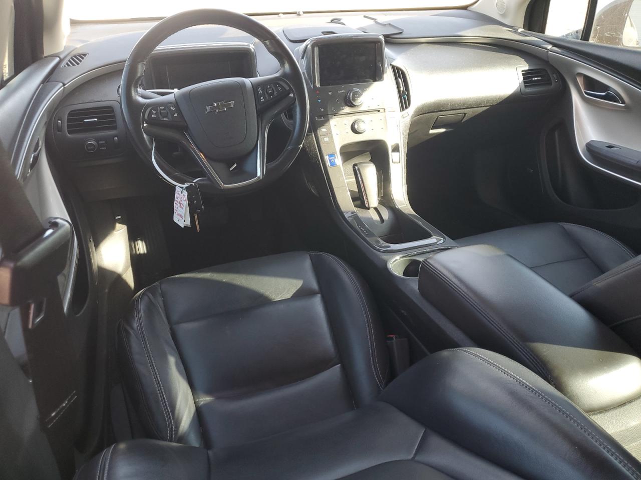 2014 Chevrolet Volt - Image 8