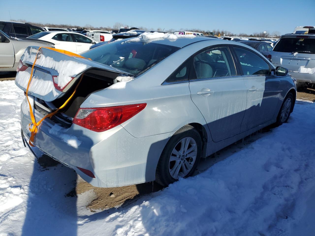 2014 Hyundai Sonata - Image 3