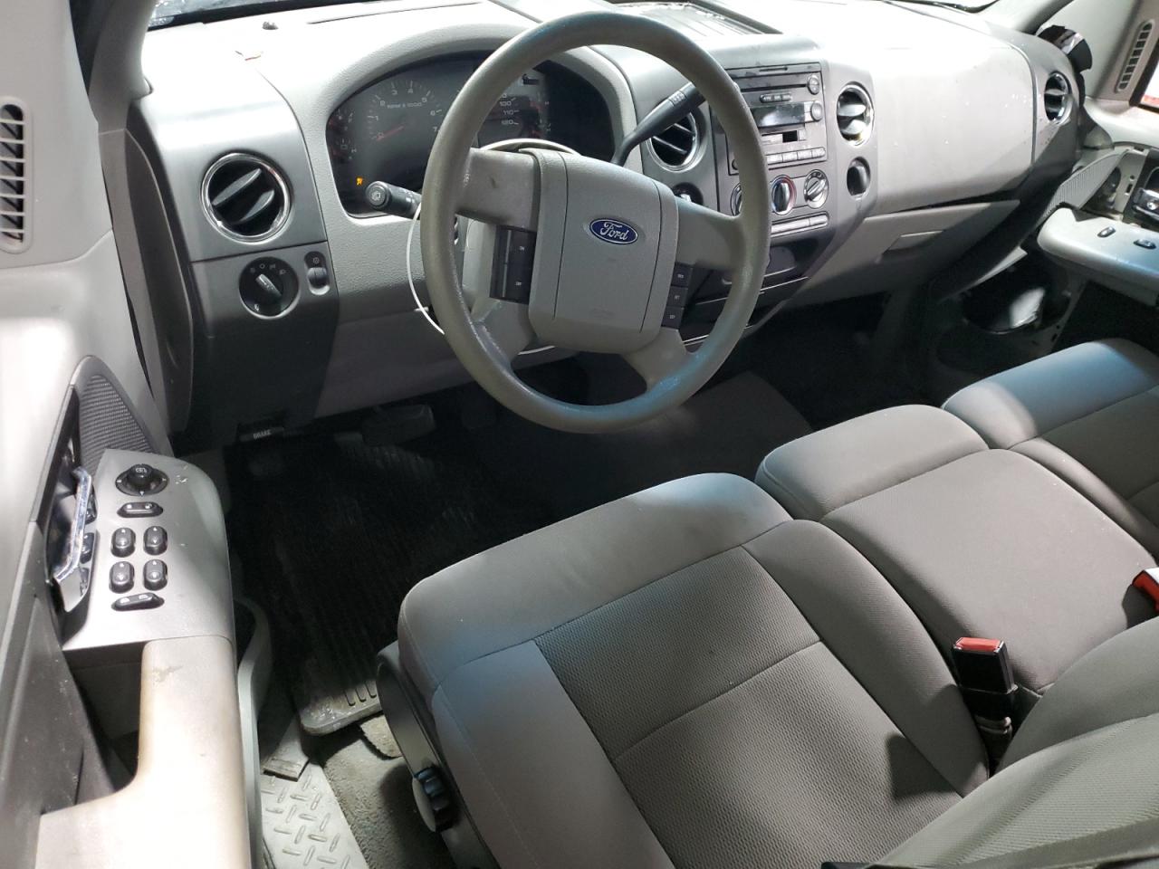 2005 Ford F-150 - Image 8