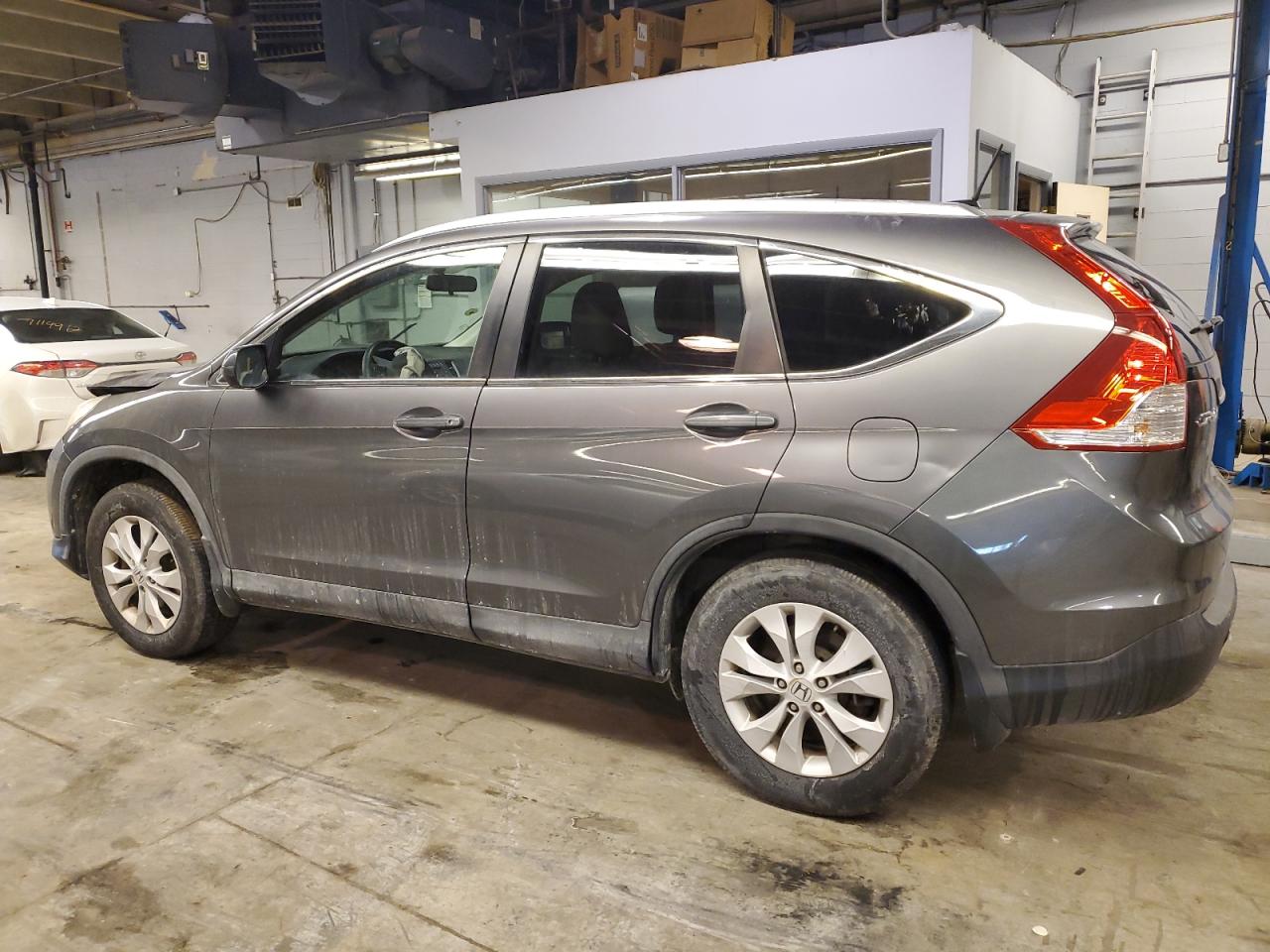 2014 Honda CR-V - Image 2