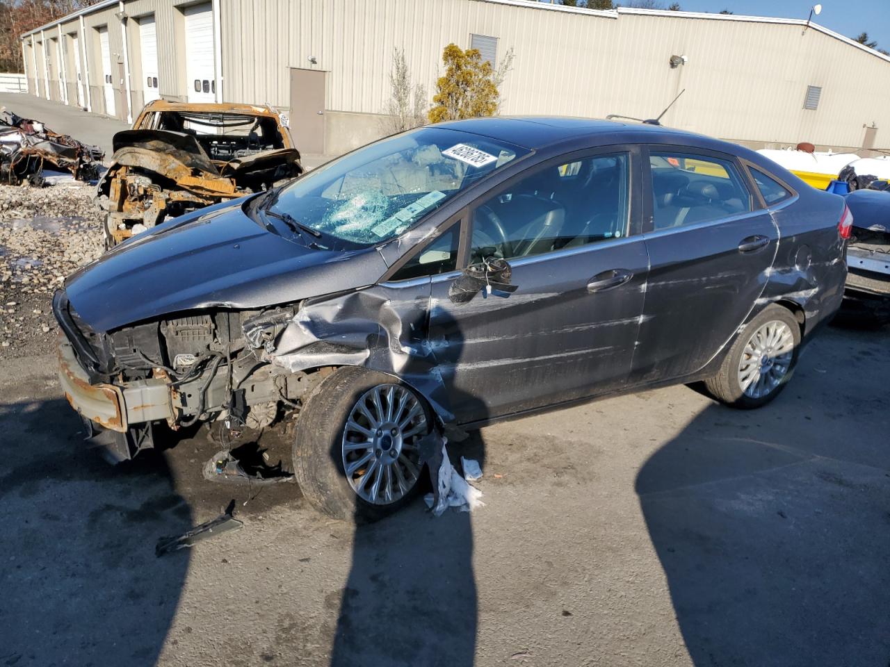 2015 Ford Fiesta Titanium للبيع في Exeter، RI - Front End