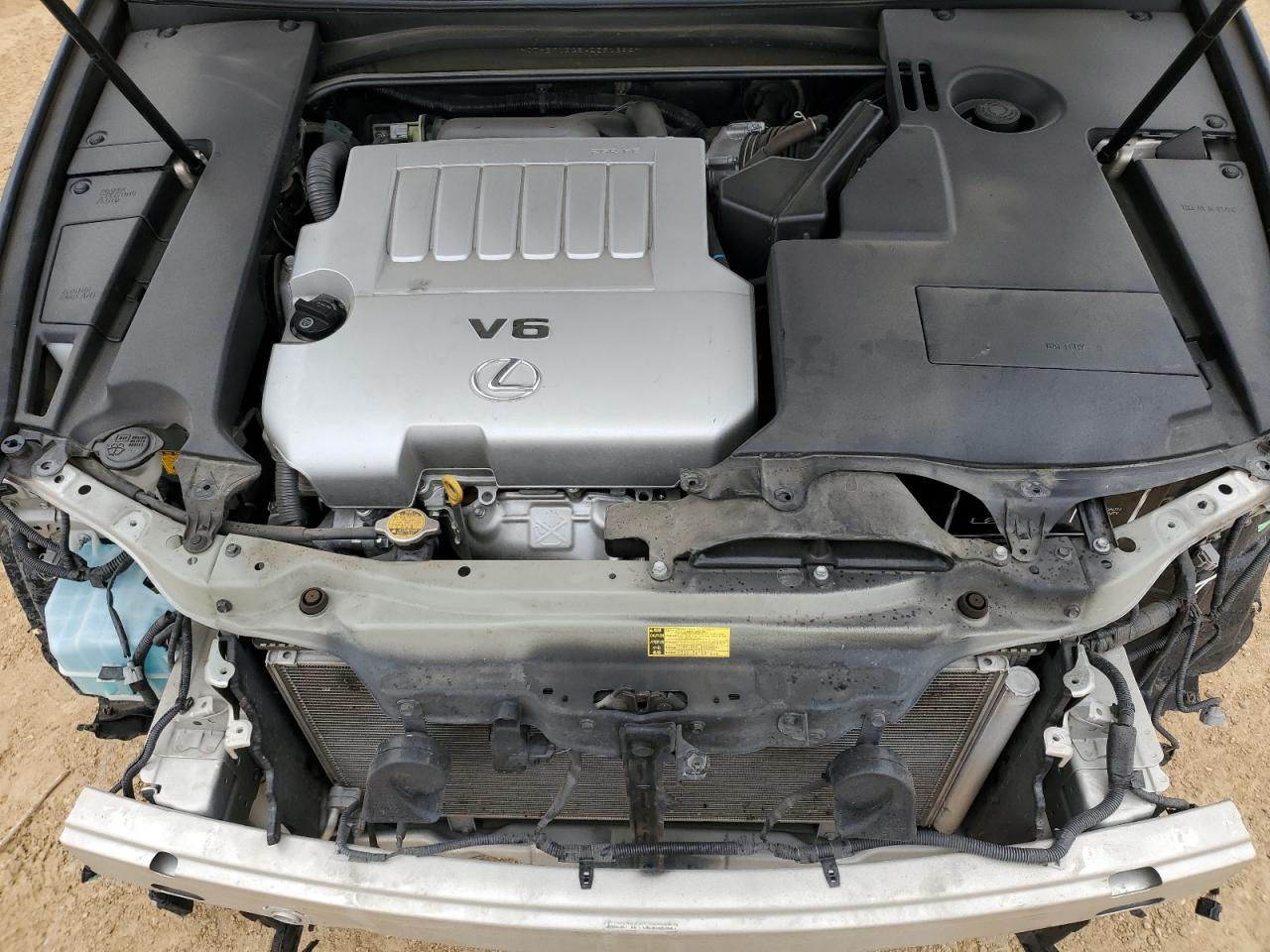 2010 Lexus ES - Image 11