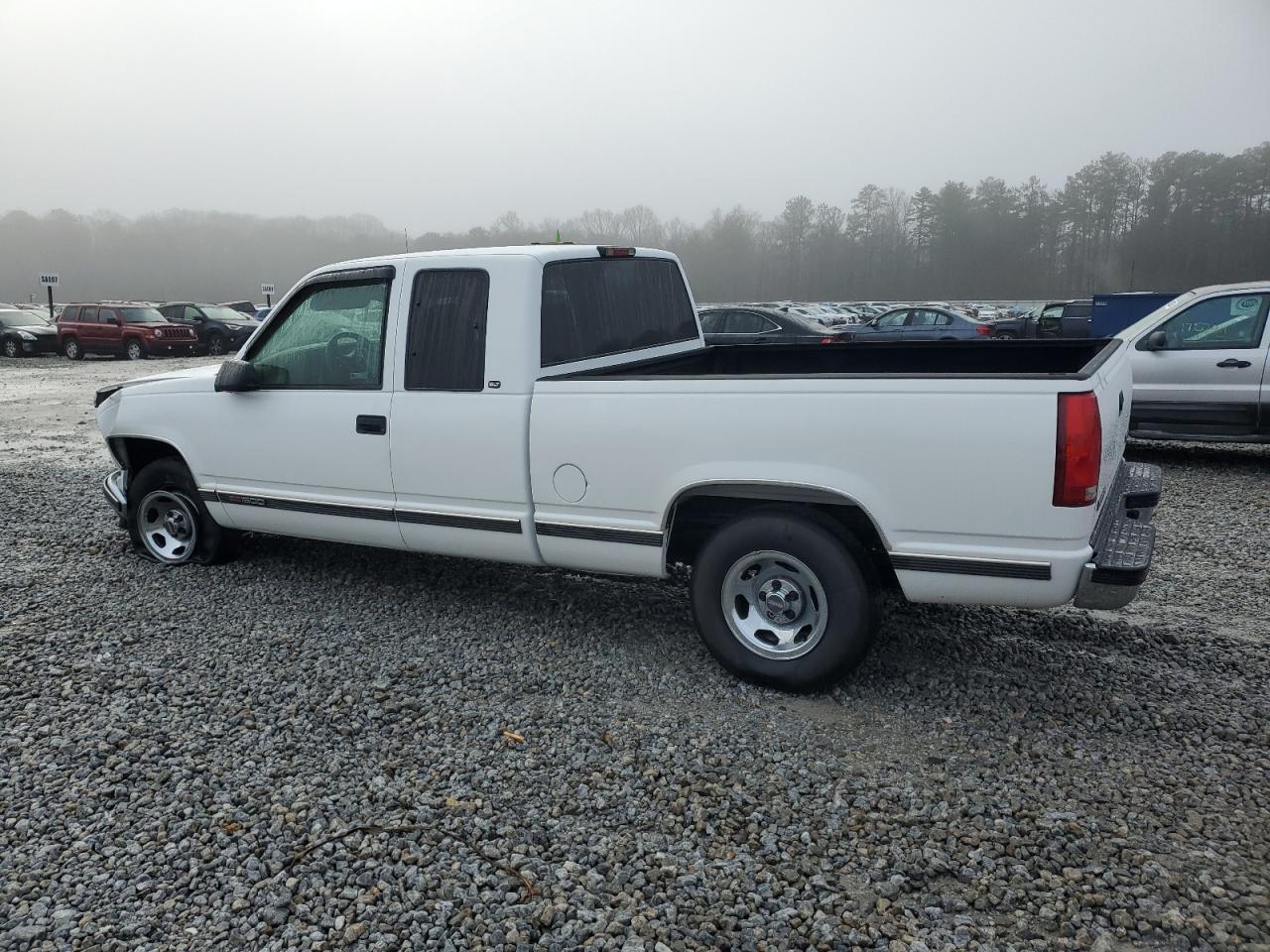 1998 GMC Sierra - Image 2