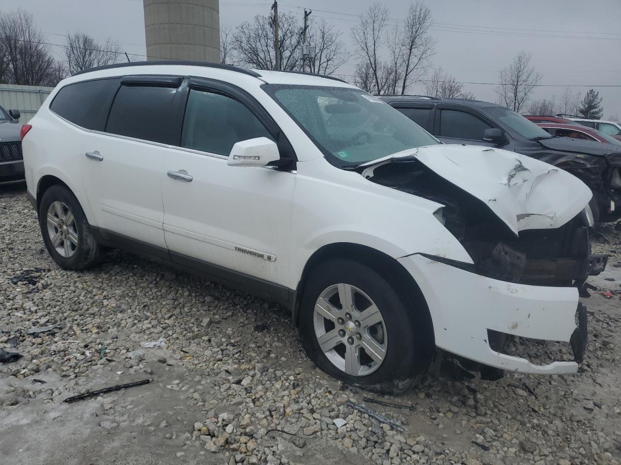 2009 Chevrolet Traverse - Image 4
