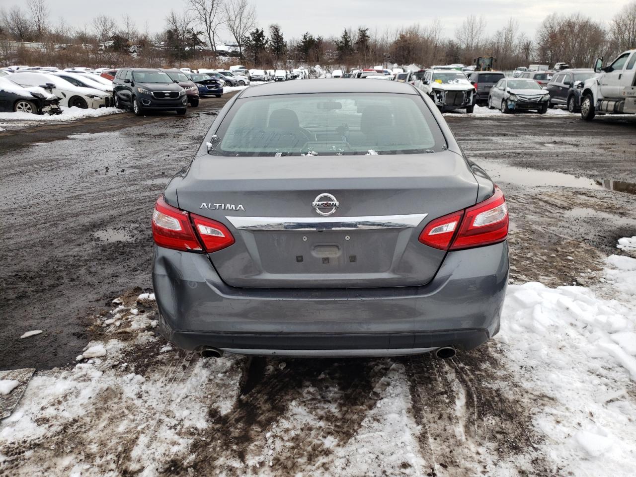 2017 Nissan Altima - Image 6